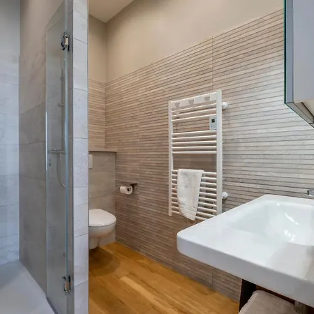 Escale Rochelaise, Chambre Avec Access Spa Et Sauna La Rochelle  Exterior foto